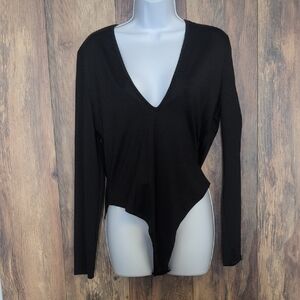 SHEIN Black Deep V-Neck Bodysuit XL                                         V112